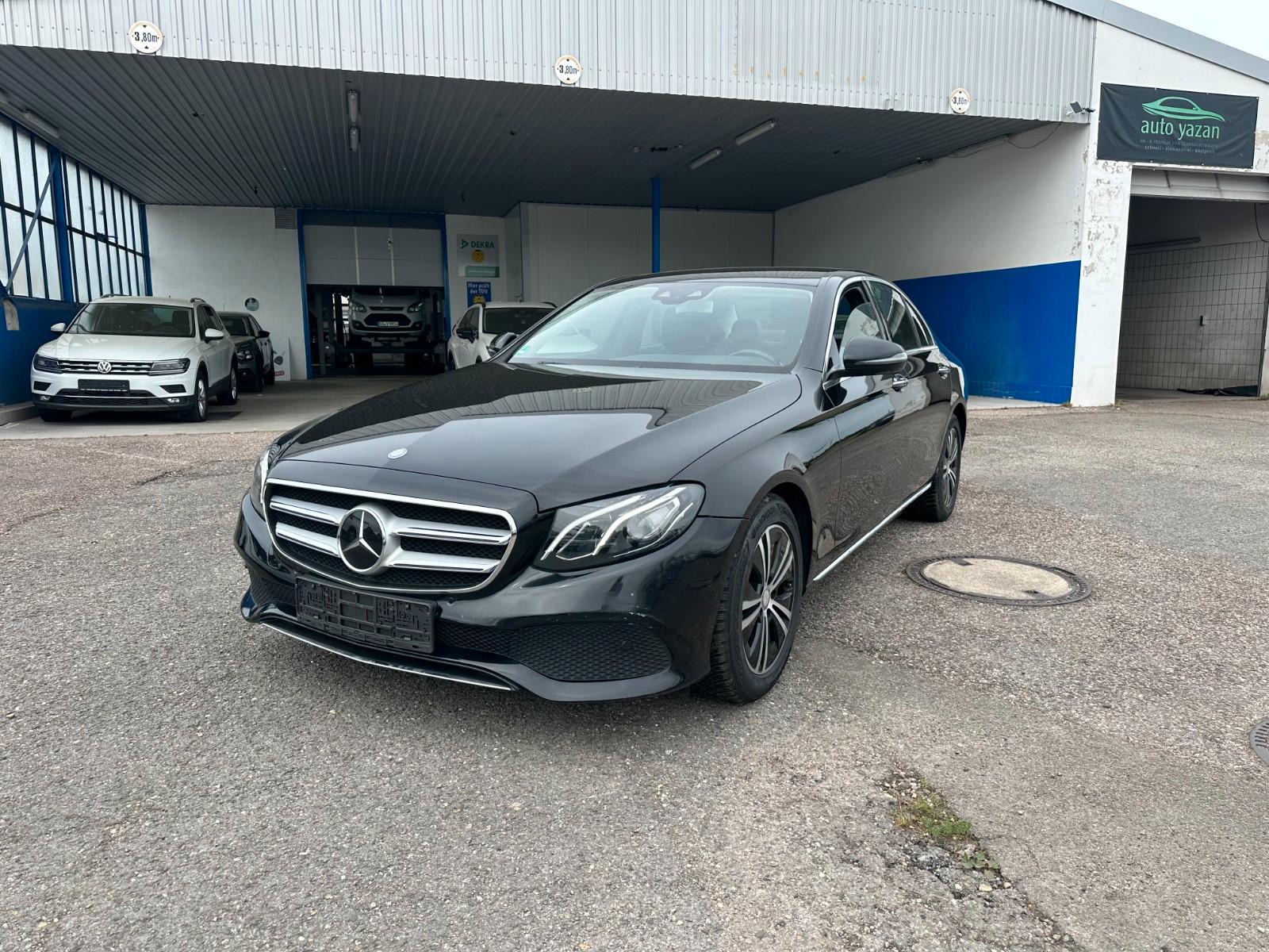 Mercedes-Benz E 220 E Limousine E 220 d / LED / KAMERA/Massage