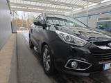 Hyundai ix35 2.0 CRDi 135kW 4WD Automati... - Hyundai ix35: Allradantrieb, Automatik, 2.0