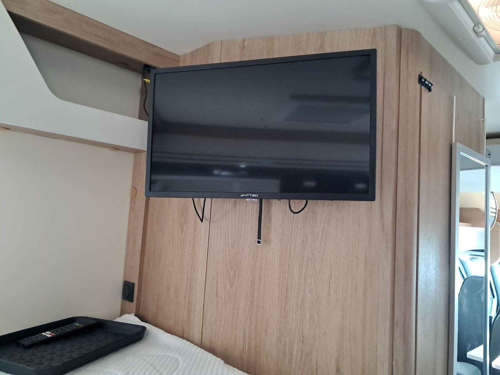 Fahrzeugabbildung Roller Team Kronos 287 TL TV,Solar,Dachlüfter,