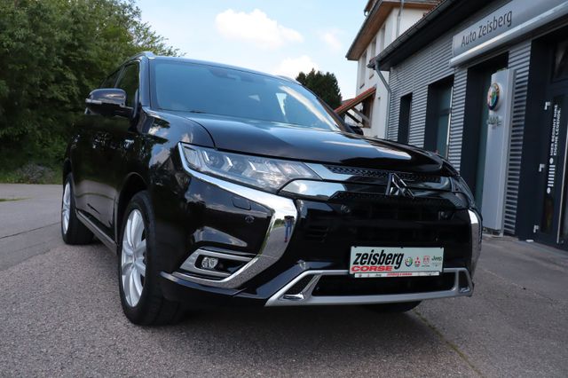 Fahrzeugabbildung Mitsubishi Outlander PHEV 4WD AT TOP Leder GSD AHK