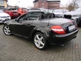 Mercedes-Benz SLK 350 Bi-Xenon Leder Navi Harman-Kardon - gebrauchte Mercedes-Benz SLK 350 aus dem Jahr 2005