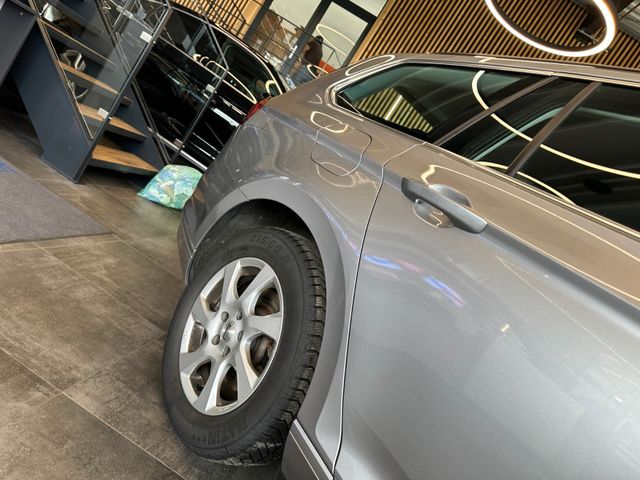 Volkswagen Passat *LED*AHK*1.HAND*19%*SPURAS*ACC*