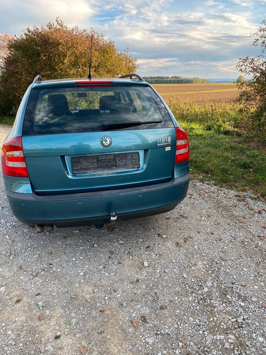 Skoda Octavia 2005 — interior