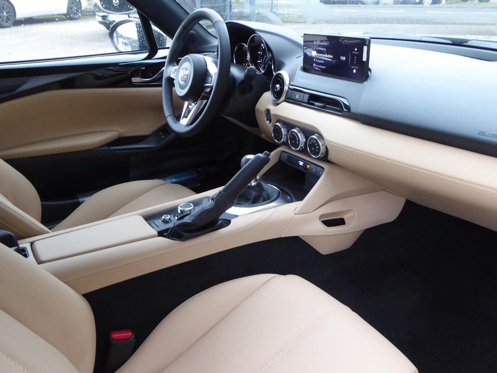 Mazda MX-5 1.5 SKYACTIV-G 132 Kazari