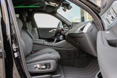 BMW XM / BOWERS & WILKINS / AHK / M DRIVERS BMW XM / BOWERS & WILKINS / AHK / M DRIVERS