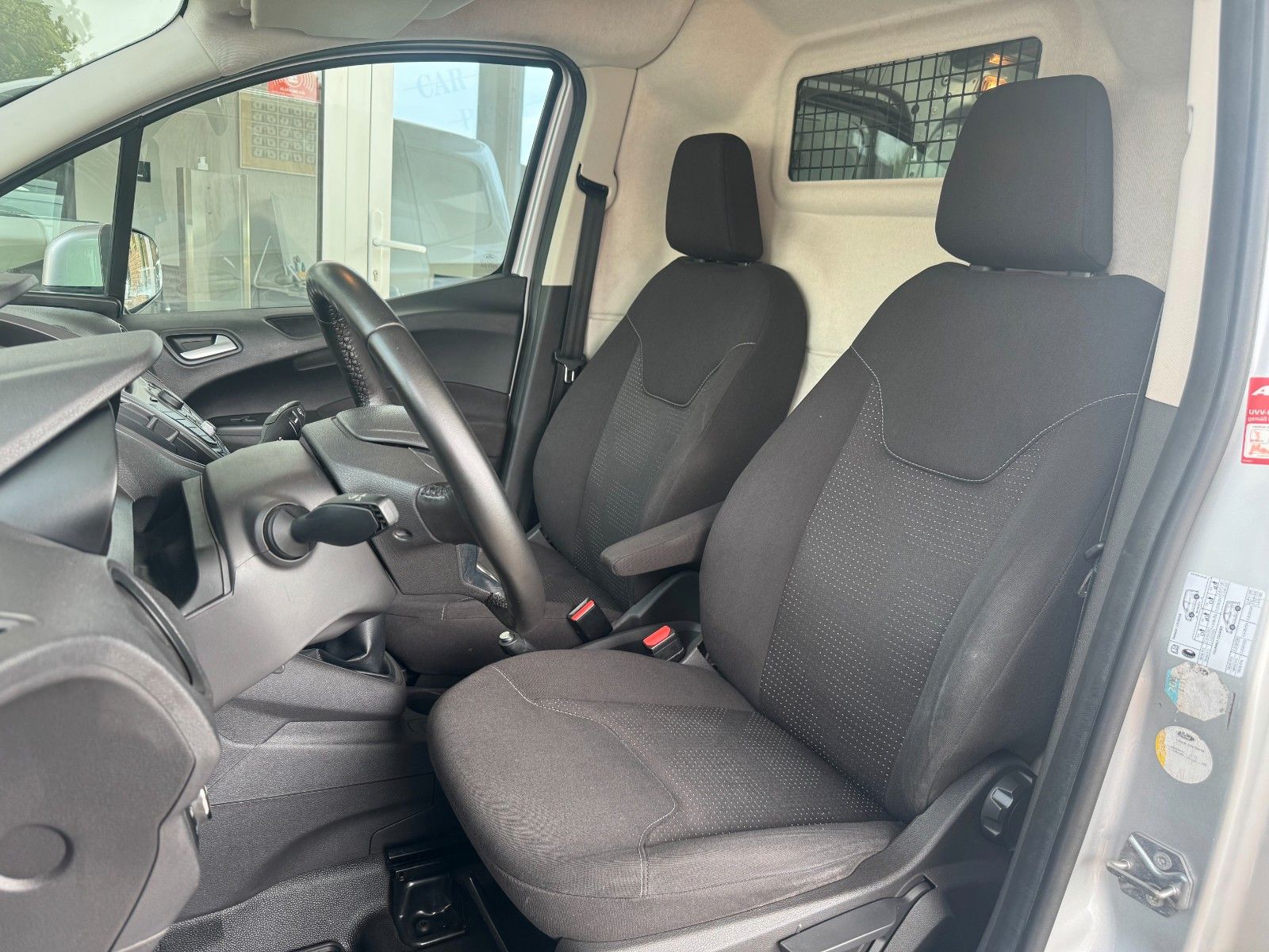Fahrzeugabbildung Ford Transit Courier Trend Klima/PDC/1.Hd/erst 79 Tk