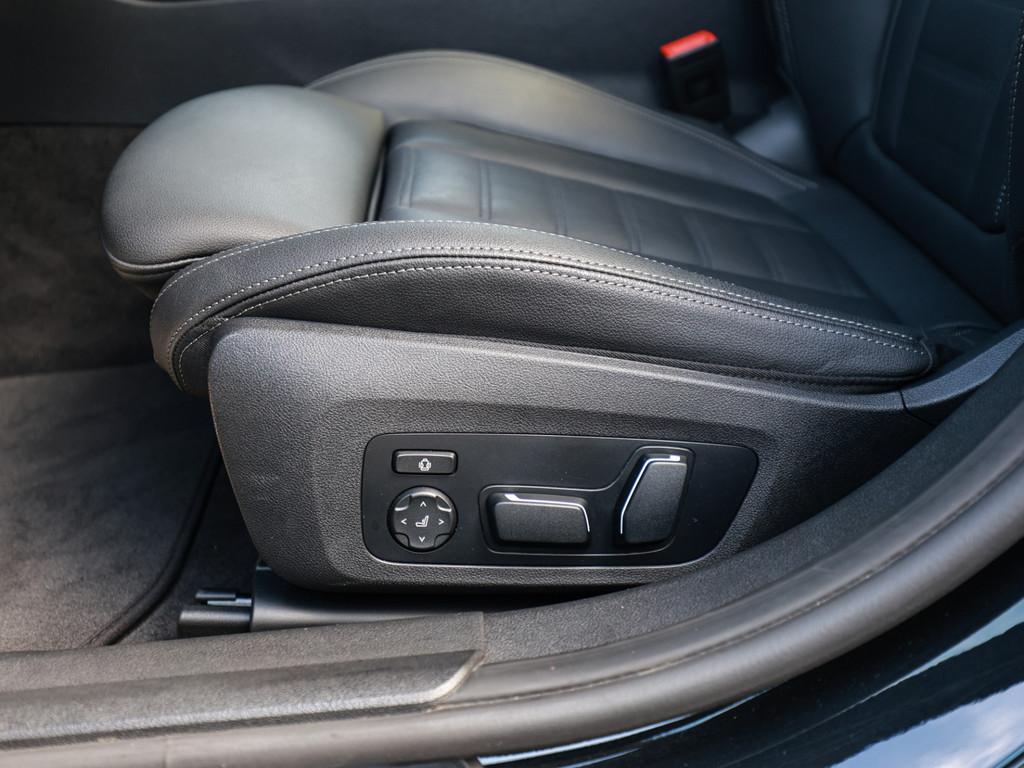 BMW M340i Touring xDrive M-Sport Pro PANO HUD 360°