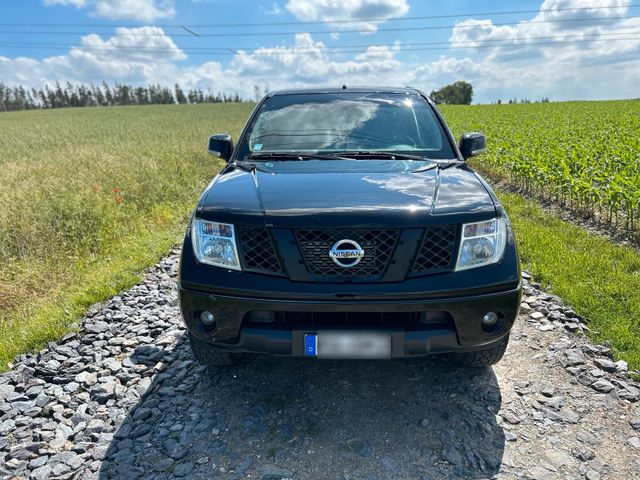 Nissan Navara D40