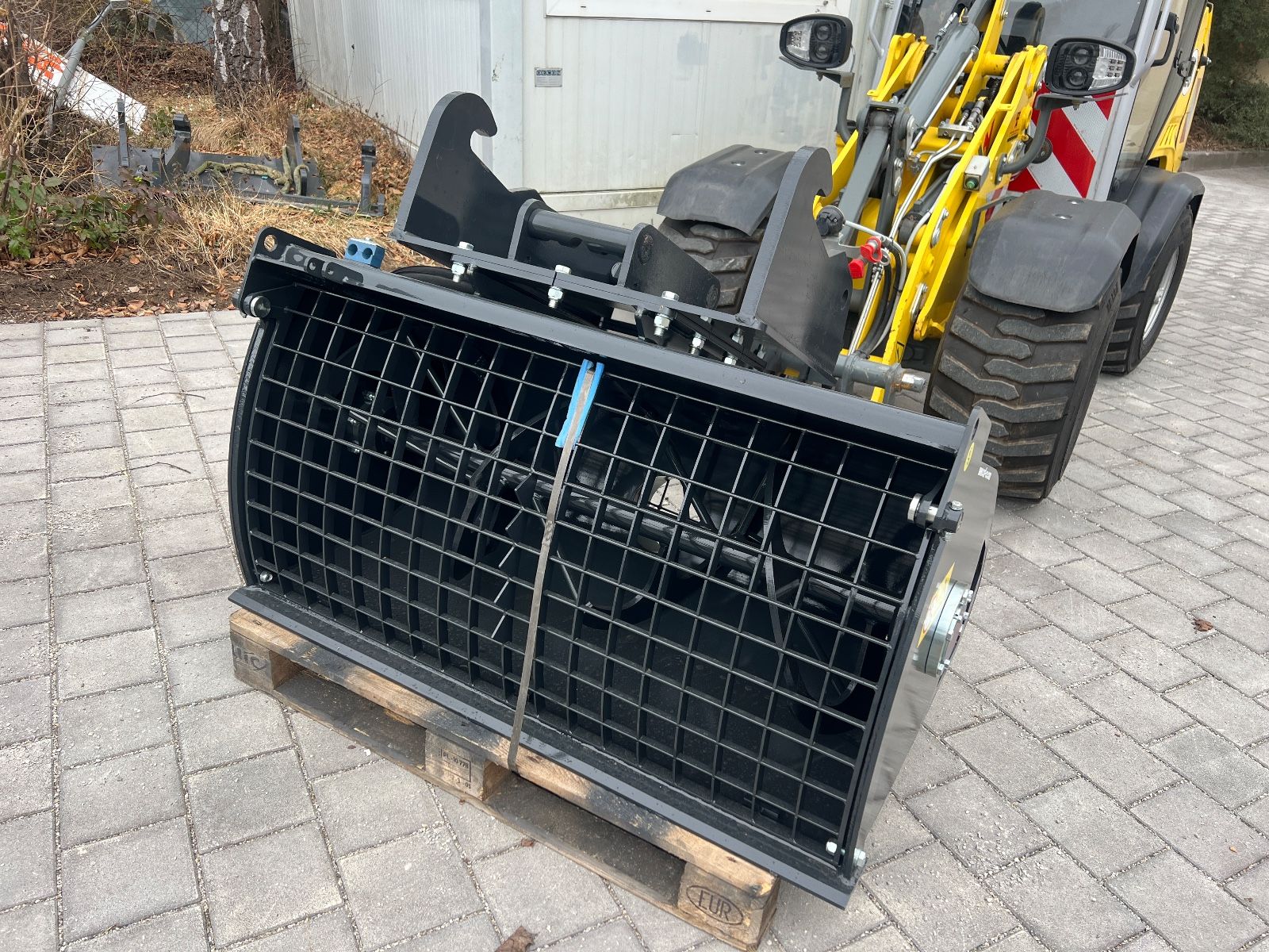 Fahrzeugabbildung Andere Betonmisch BMX 270 NEW MODELL, Cat Volvo, Avant