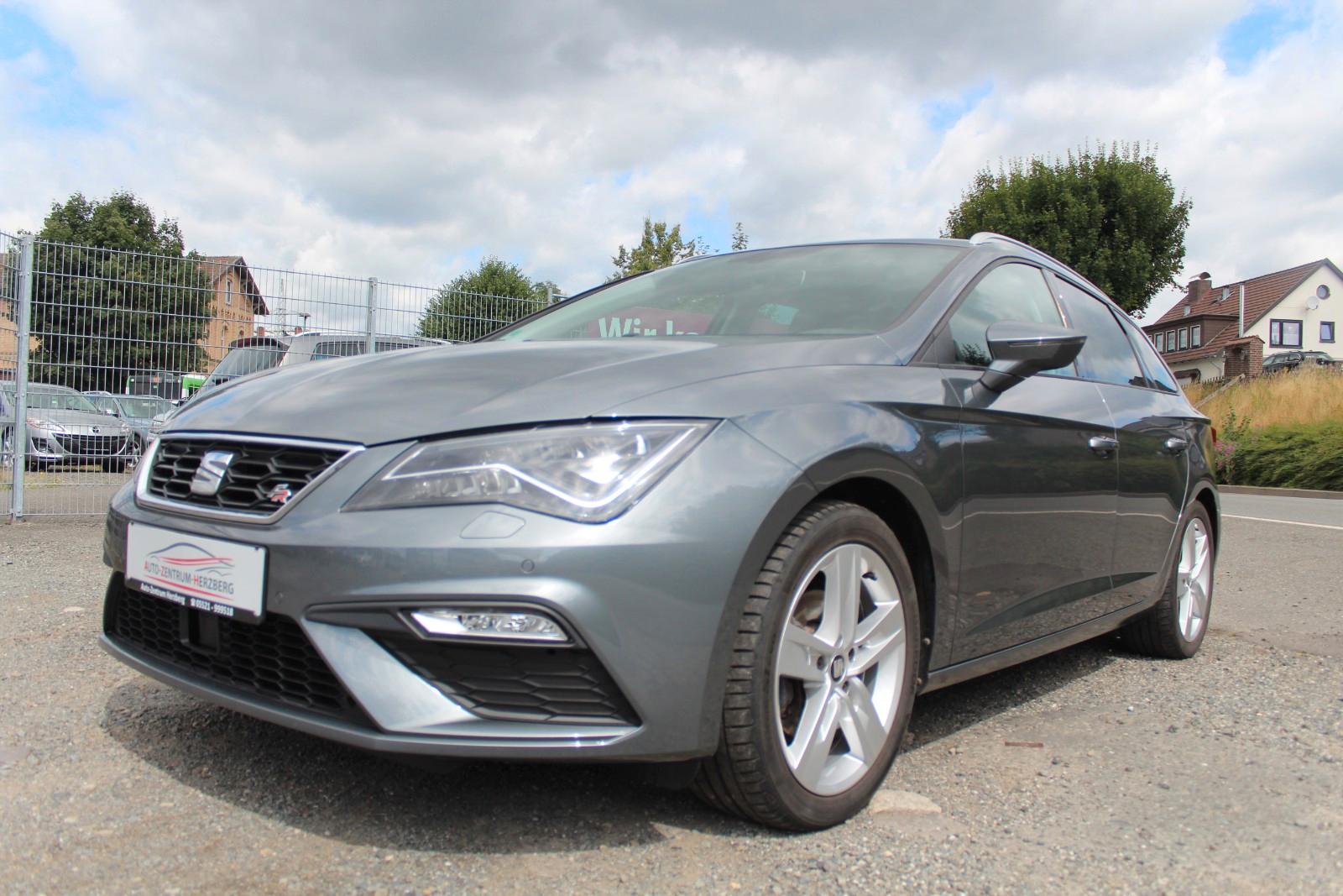 Seat Leon ST FR**1.Hand**Scheckheft**
