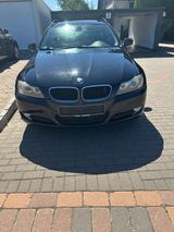 BMW 318d Touring - - BMW 318 aus 2009: 318d