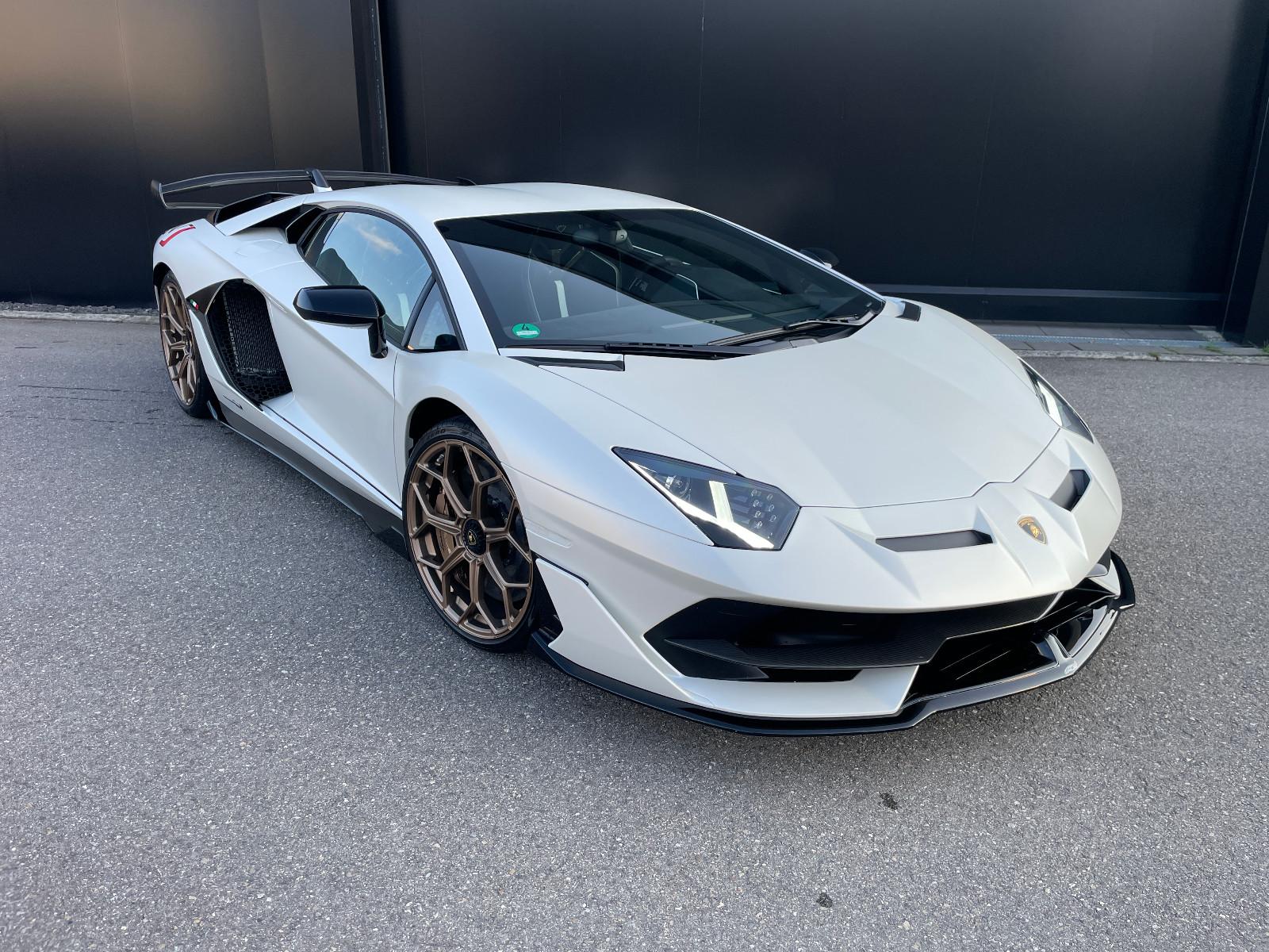 Lamborghini Aventador SVJ Bianco Canopus MATT Lift Carbon