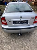 Skoda Octavia 1.6 Tour Tour - gebrauchte Skoda Octavia aus dem Jahr 2008