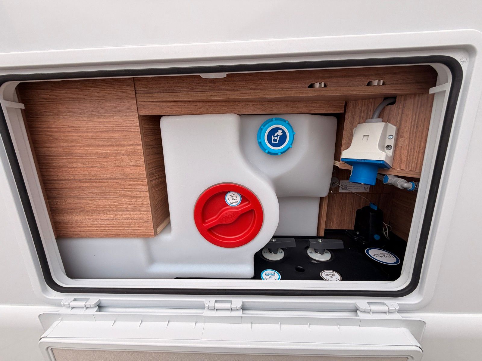Fahrzeugabbildung Weinsberg CaraCompact EDITION PEPPER 600 MF