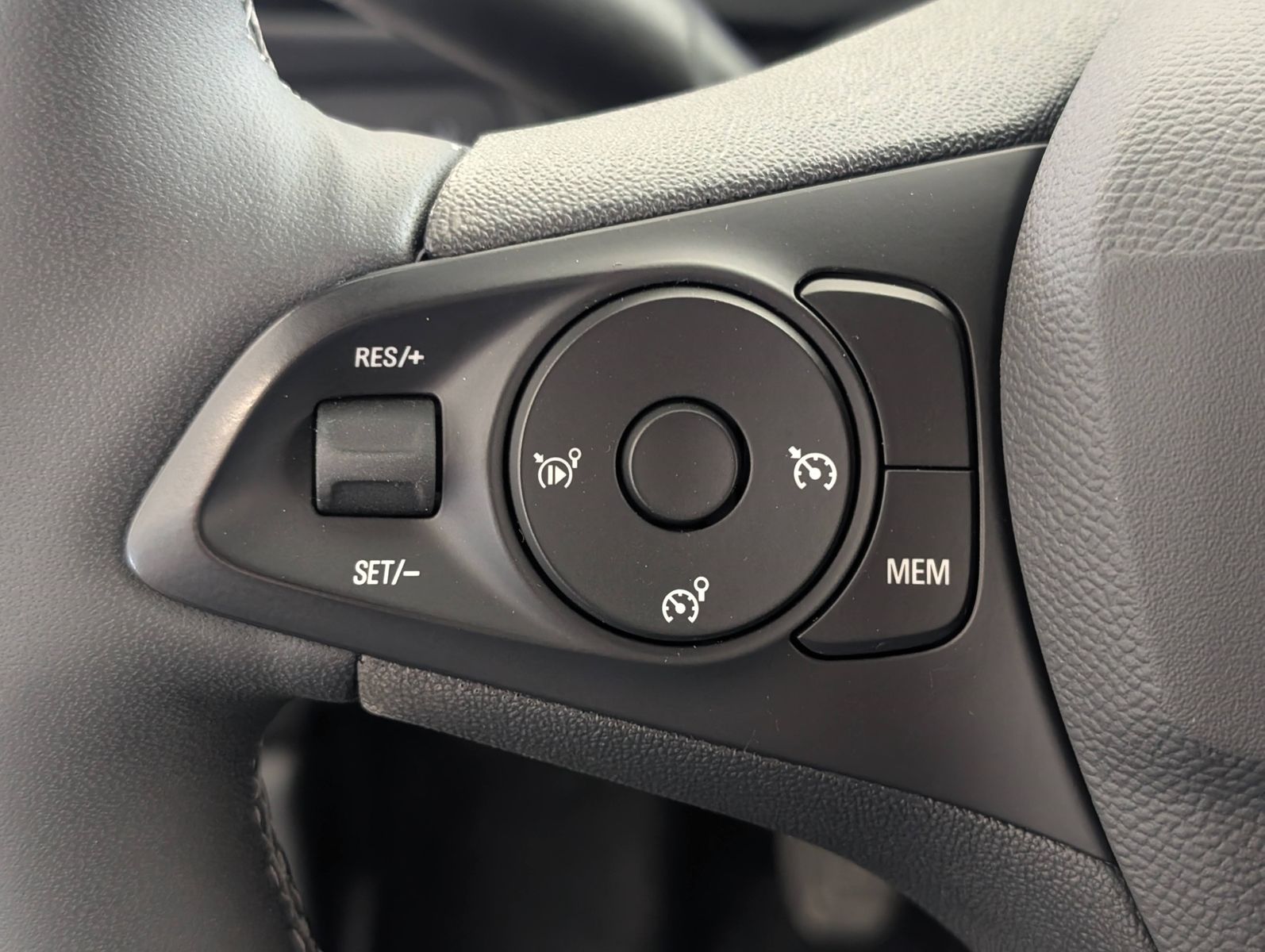 OPEL Corsa 1.2 Turbo GS LED Kamera Klima – Bild 26