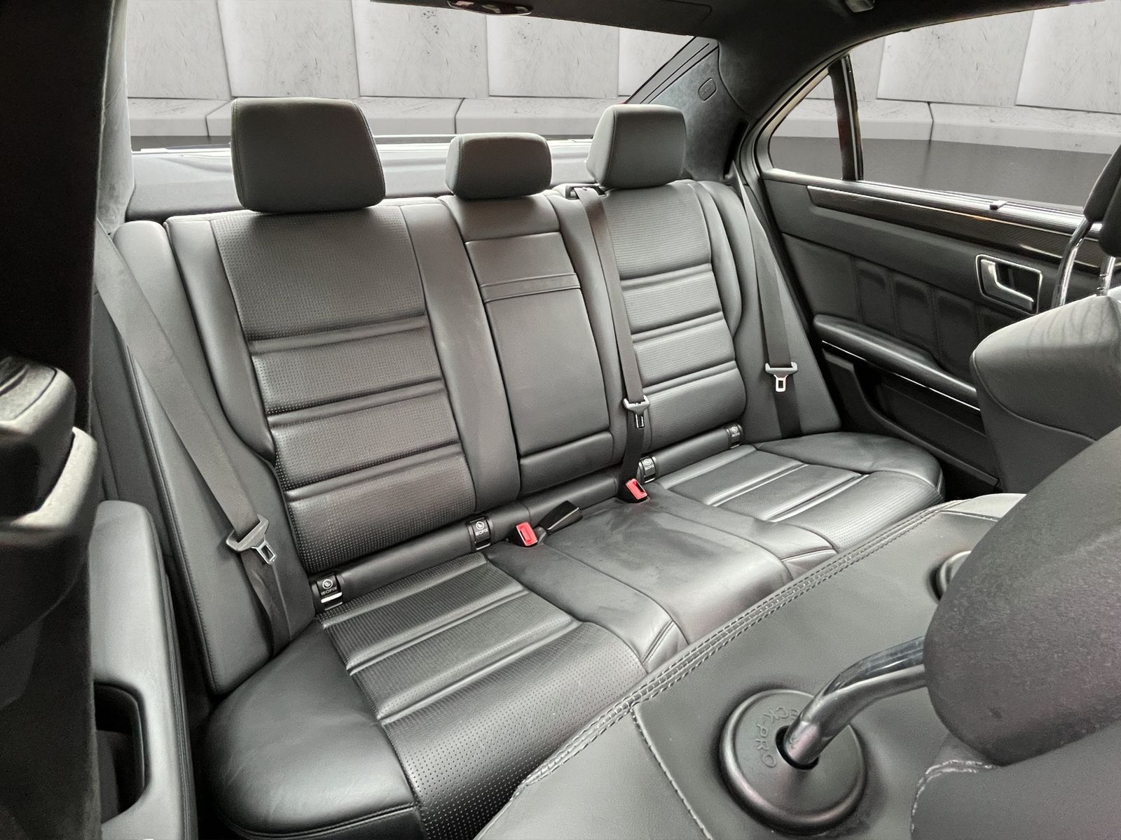 Fahrzeugabbildung Mercedes-Benz E 63 AMG*Perf*Harman*Keramik*Keyless*