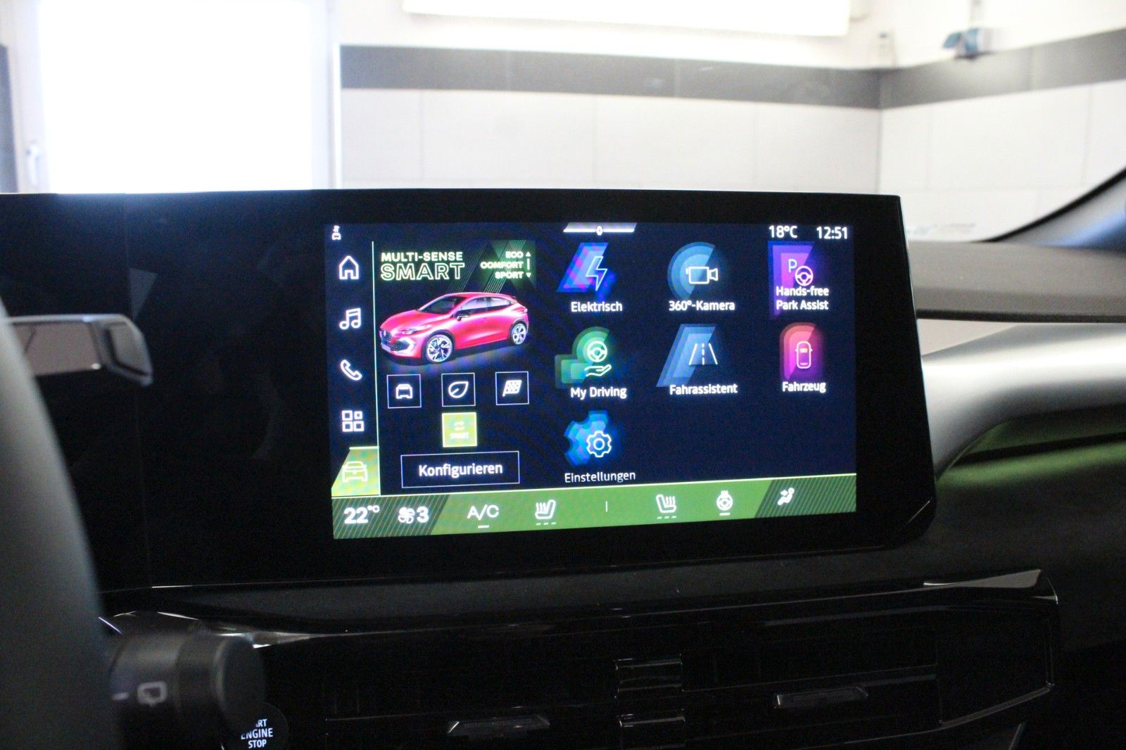 Fahrzeugabbildung Renault Clio VI E-Tech 160 Full Hybrid Esprit Alpine