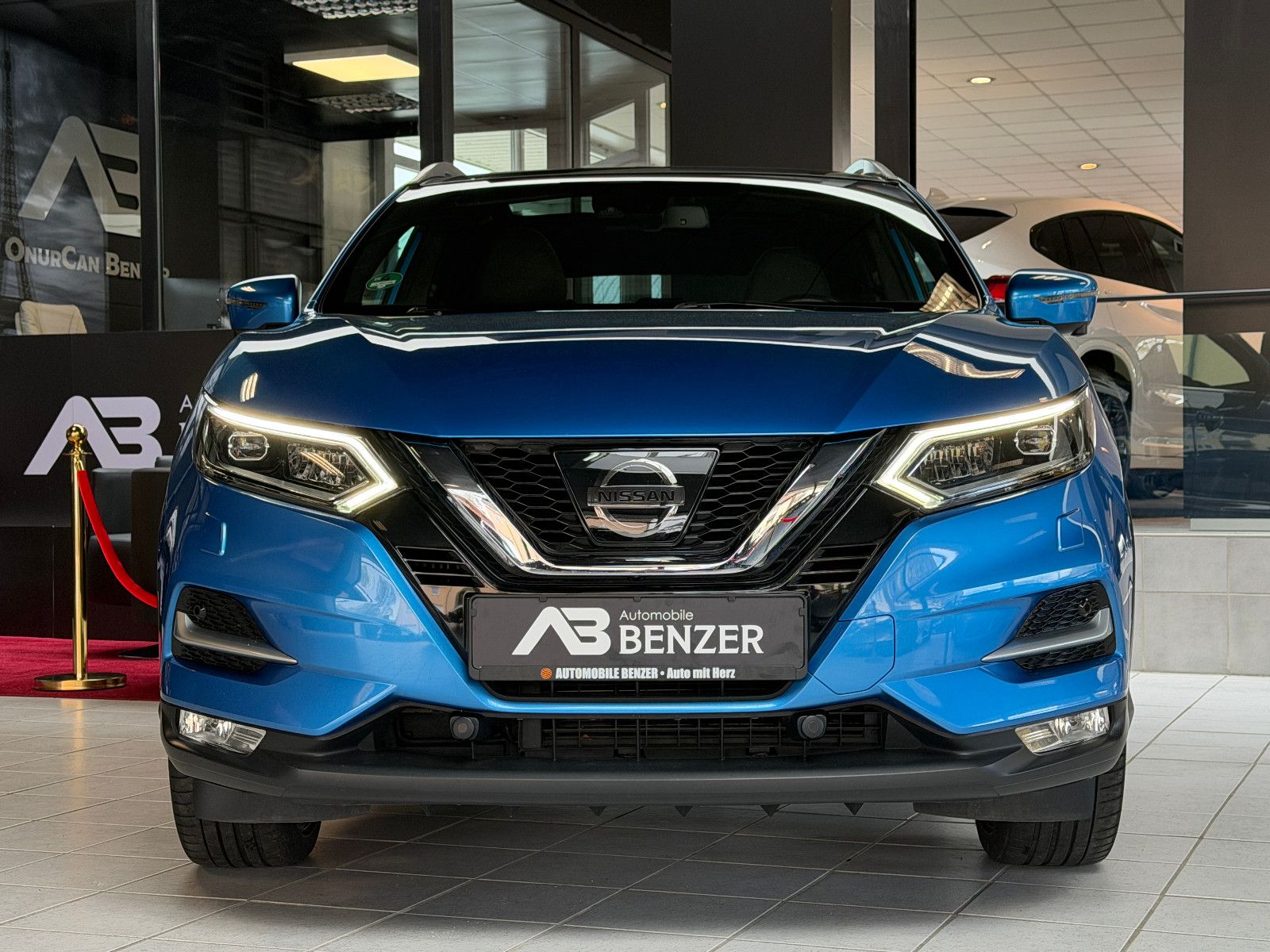 Fahrzeugabbildung Nissan Qashqai Tekna /GLASDACH/360°/MEMORY/NAVI