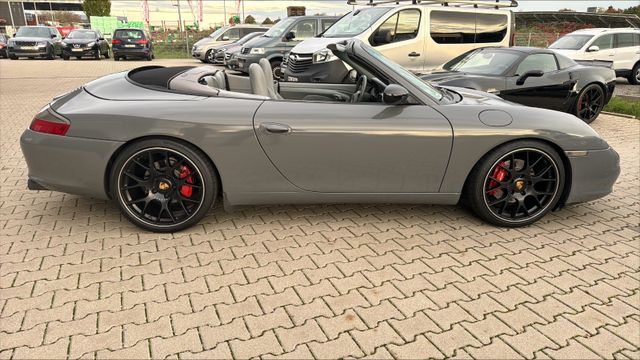 Porsche 911 Carrera Cabriolet