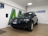 Volkswagen VOLKSWAGEN Touareg 2.5 R5 TDI DPF tiptronic - Volkswagen Touareg mit Diesel-Antrieb: Geländewagen, 2.5