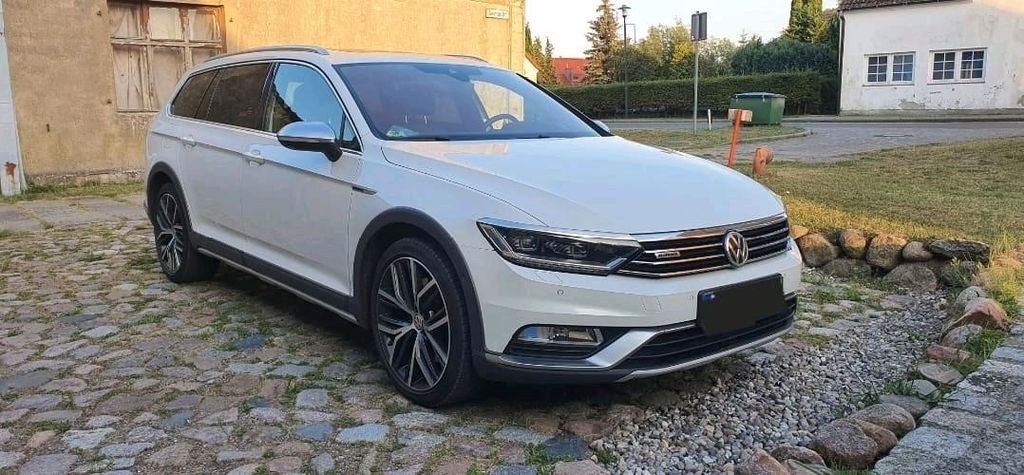Image of Volkswagen Passat Alltrack