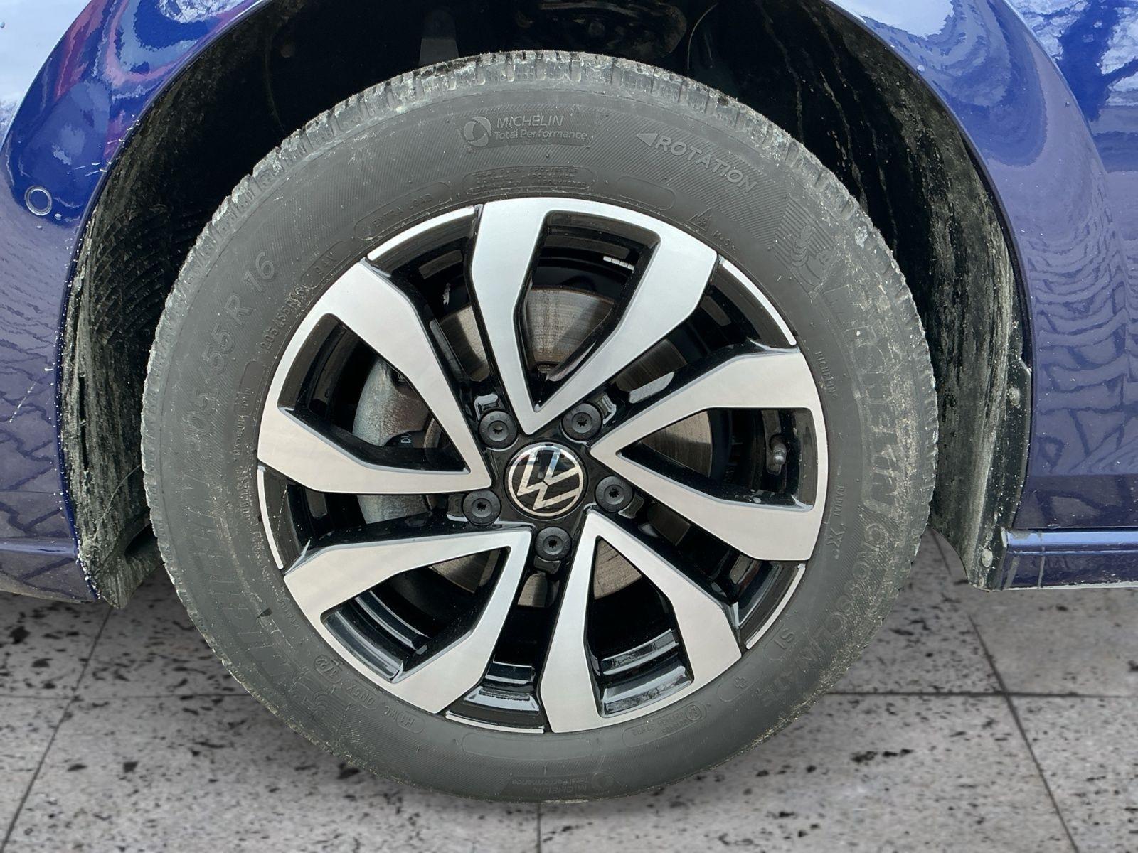 Volkswagen Golf VIII 1.5TSI ACTIVE 5JG+LEDplus+STDHZG+NAVI, миниатюра 8