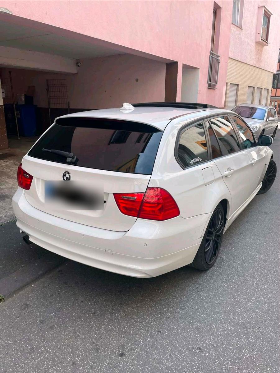 BMW 320 2008 — engine 150 HP (110kW)