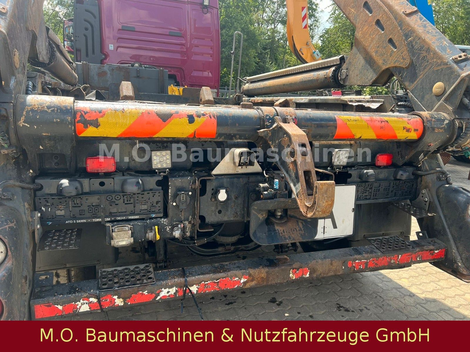 Fahrzeugabbildung MAN TGX 26.520 / Euro 6 /6x2 / Meiler A 16 FL H