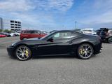 Ferrari California 4.3 V8 (in Schwarz/Beige) - Ferrari Gebrauchtwagen von 2010