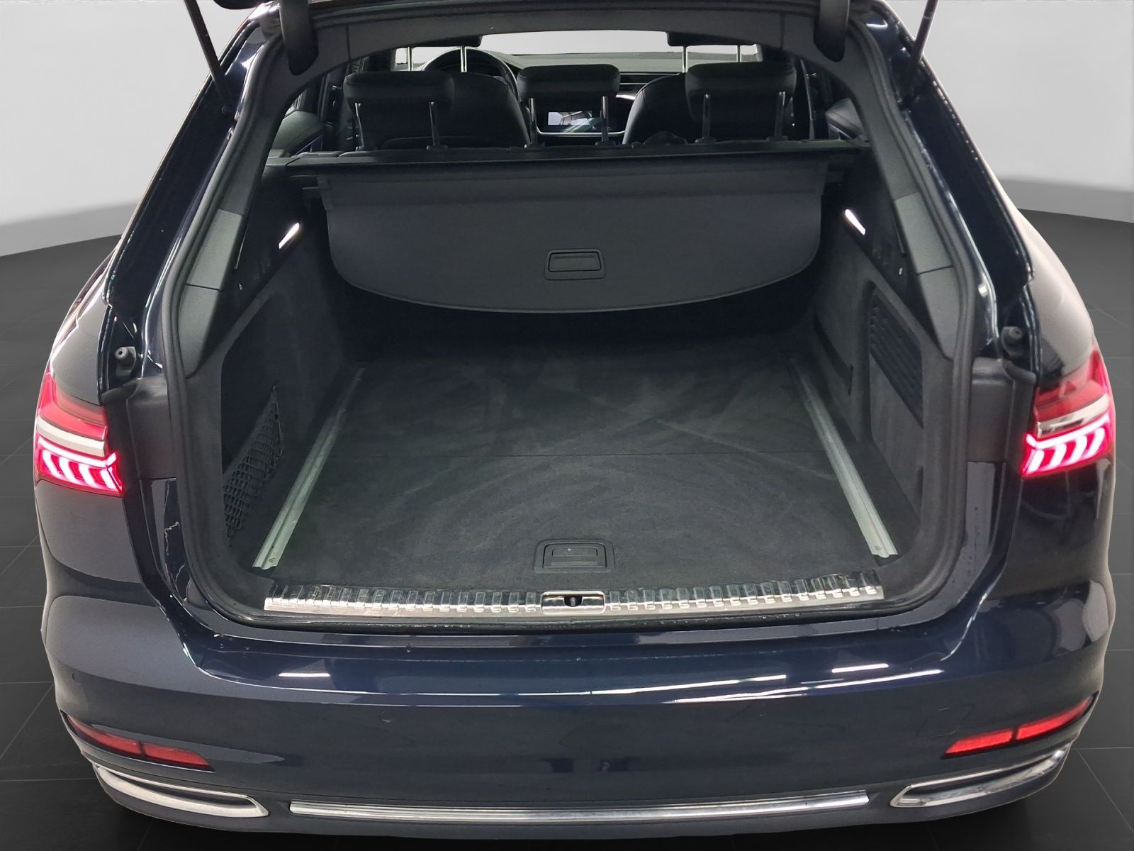 Audi A6 Avant 45 TFSI Q DESIGN LEDER LM19 KAMERA TOUR foto 17