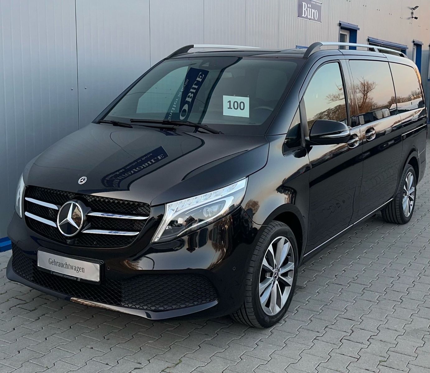 MERCEDES-BENZ V 300d LANG LIEGEPAKET LEDER LED 360° KAMERA AHK