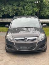 Opel zafira  1,6 Benzin. 97,000 km tüv Apr... - Opel Zafira: 1.9