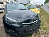 Opel Astra Sports Tourer 1.4 MOTOR RAUCHT - Opel Astra: Motor