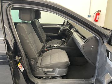Volkswagen Passat Variant - 9