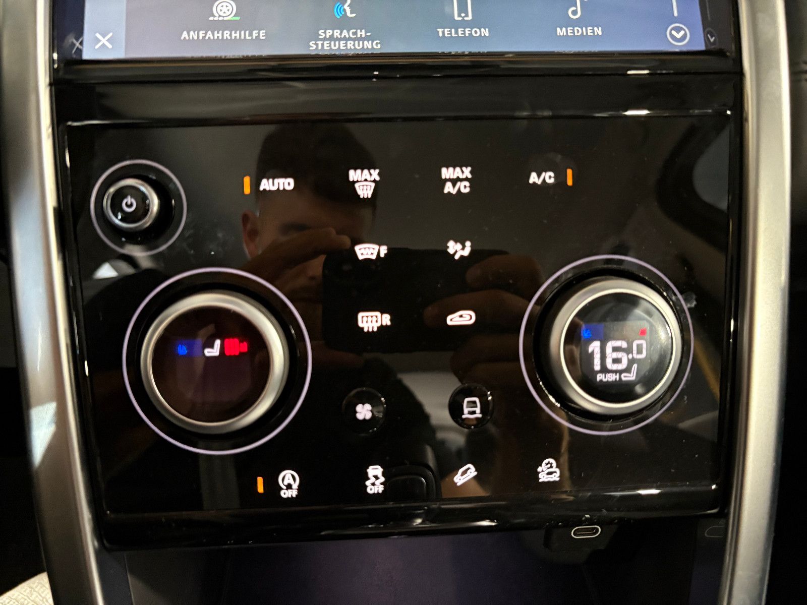 Fahrzeugabbildung Land Rover Discovery Sport AWD/360°/APPLE/SHZ/TEMPOMAT/LED/