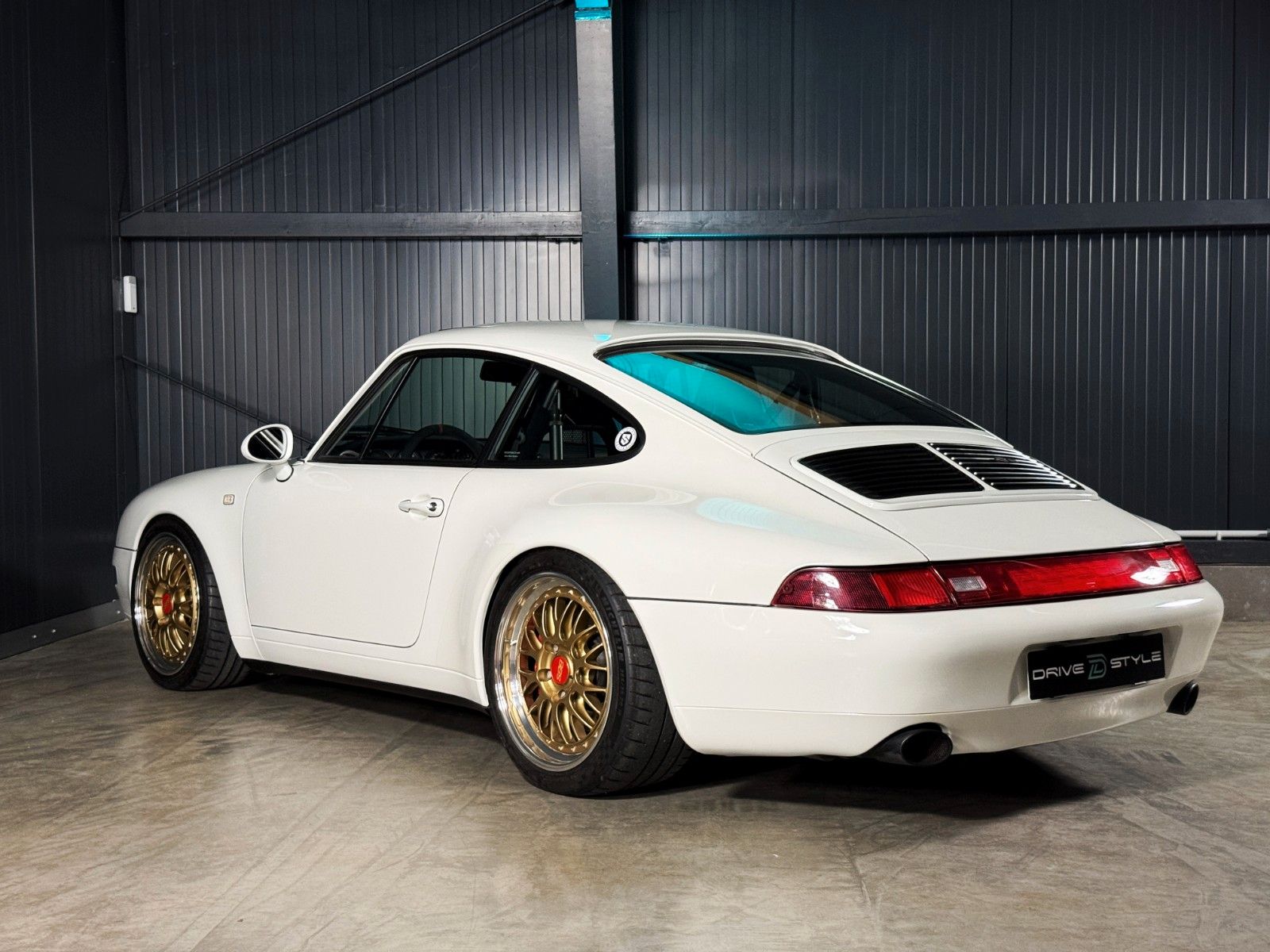 Fahrzeugabbildung Porsche 993 RS Nachbau 3,8L + 325 PS + Komplett umbau