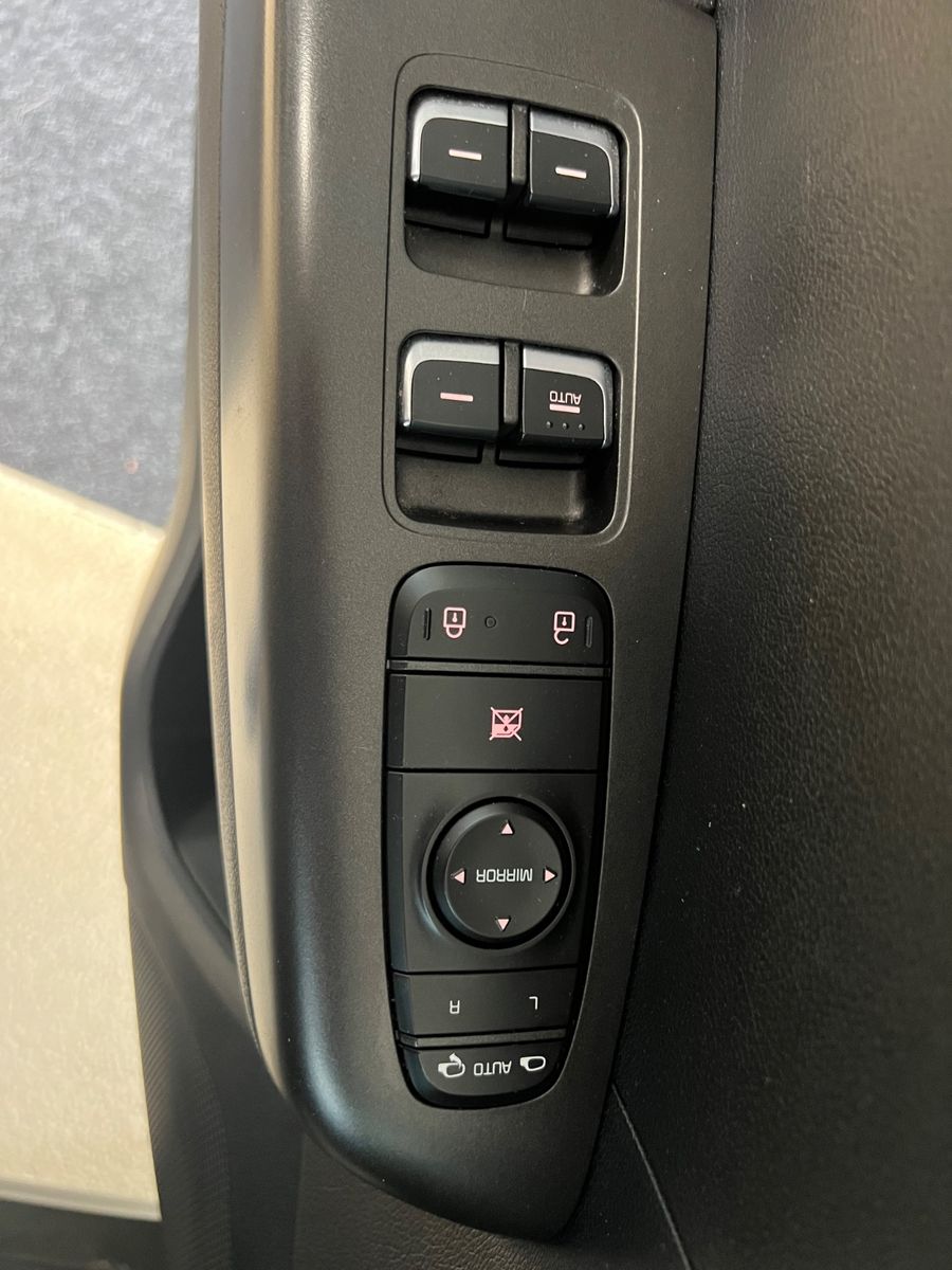 Fahrzeugabbildung Kia Sportage Vision 4WD * 1.HAND *