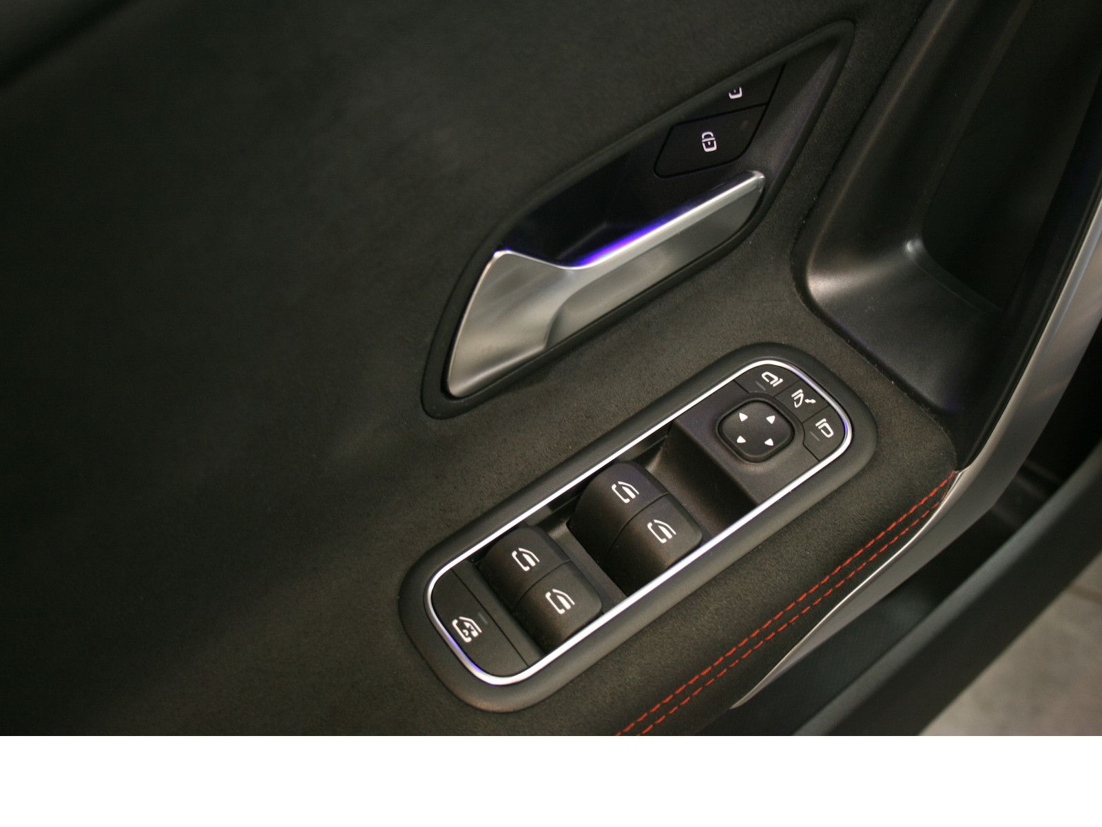 Fahrzeugabbildung Mercedes-Benz CLA 200 Shooting Brake AMG *MBUX*19 Zoll*Night*A