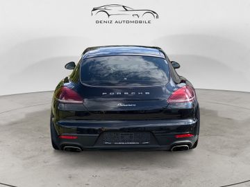Porsche Panamera - 3