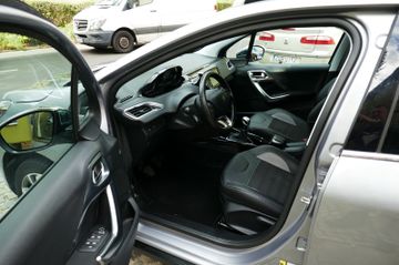 Fahrzeugabbildung Peugeot 2008 Allure