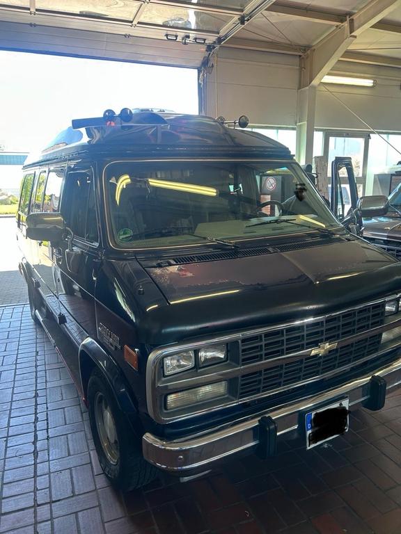 Chevrolet Chevy Van