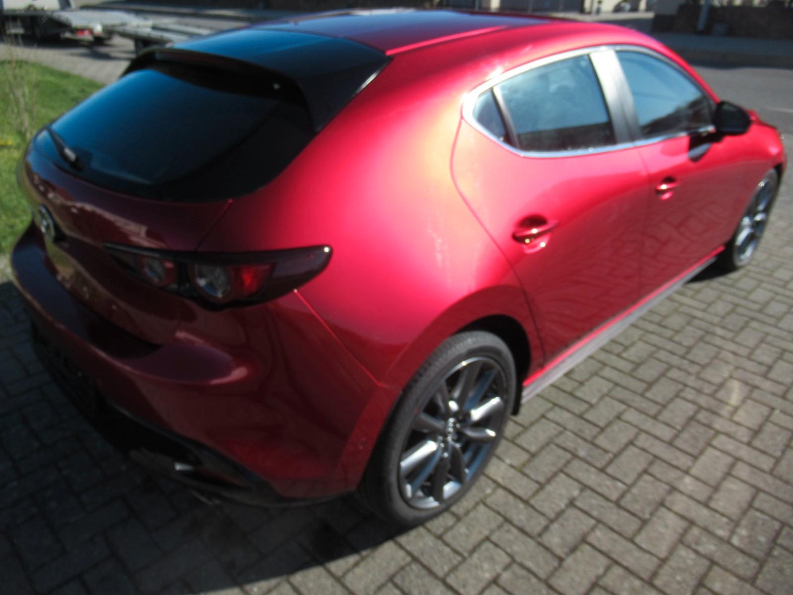 Mazda 3 2.0 AUT M-Hybrid Climat Navi Camera HeadUp SHZ
