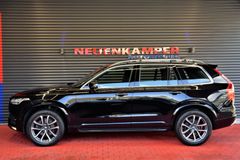 Fahrzeugabbildung Volvo XC90 Momentum AWD Leder LED AHK ACC Kamera 20"