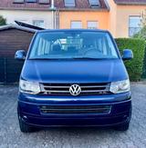 Volkswagen T5 Multivan mit Behindertengerecht - VW T5 Multivan in Frankfurt