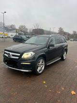 Mercedes-Benz GL 350 BlueTEC 4MATIC - Vollausstattung  