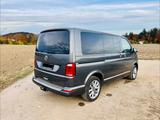 Volkswagen T6 Caravelle 8 Sitze Standheizung Multivan Optik - Volkswagen T6 Caravelle mit Anhängerkupplung