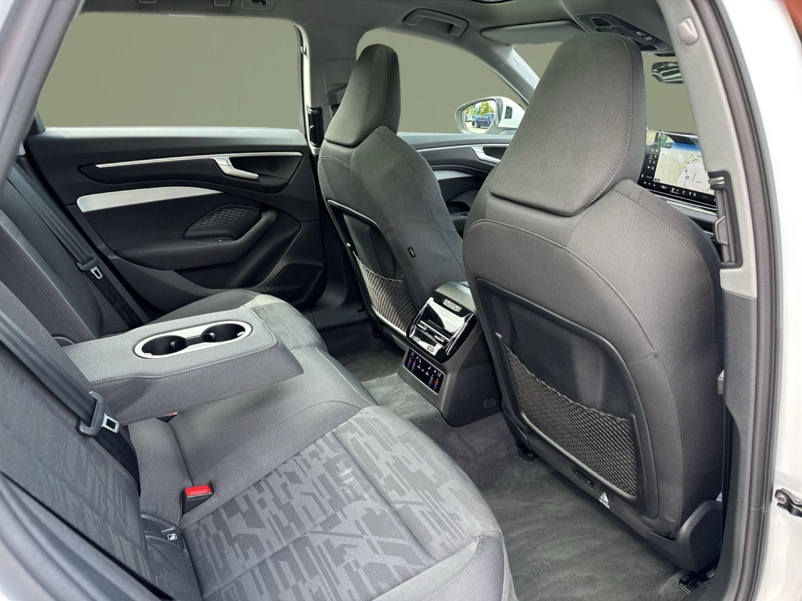 Audi A6 - Bild 19