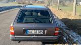 Mercedes-Benz E 220 Kombi - Mercedes-Benz E 220 mit Benzin-Antrieb: Kombi