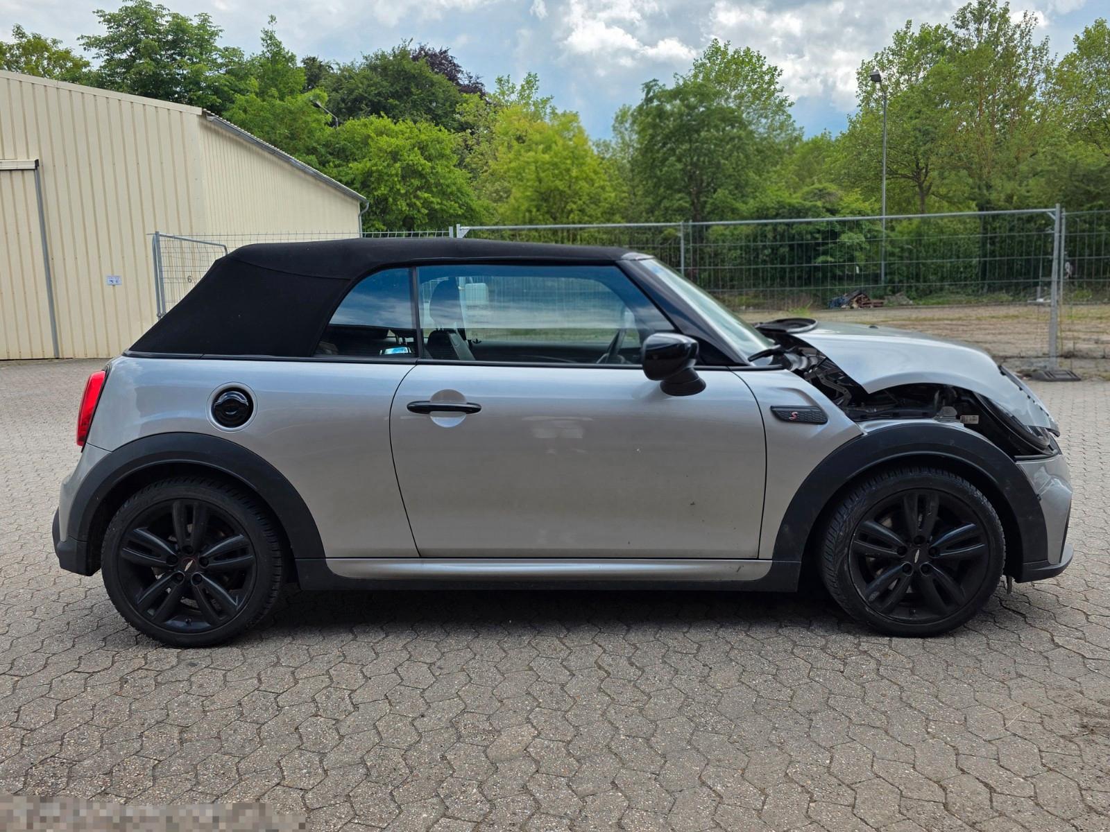 MINI COOPER_S Cabrio Cooper S John Cooper Works Trim