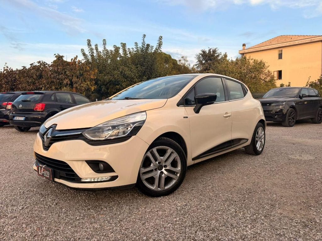 Image of Renault Clio